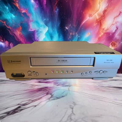 Emerson EWV404 VHS VCR 4 Head Player Recorder Tested And Working No Remote image 1