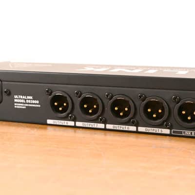 Behringer ULTRALINK DS2800 2-Input 8-Output Distribution Splitter CG01Z31 image 9