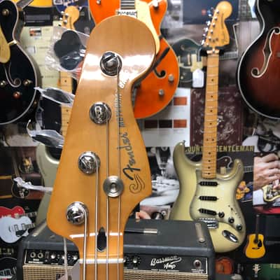 Fender Player Plus Active Meteora Bass 2022 - Present - 3-Color Sunburst image 4