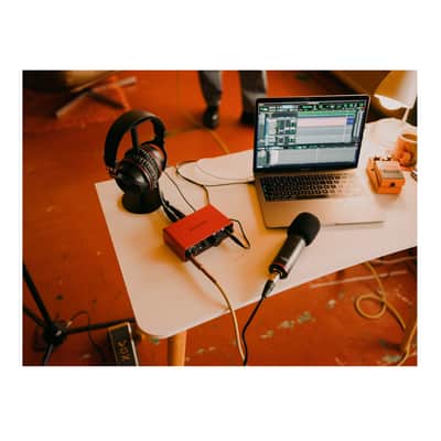 Focusrite Scarlett Solo 4th Gen USB Audio Interface with Scarlett Mic Pre, Hi - Z Instrument Input, Air Mode, Focusrite Control 2, Huge Dynamic Range and Dynamic Gain Halos image 14