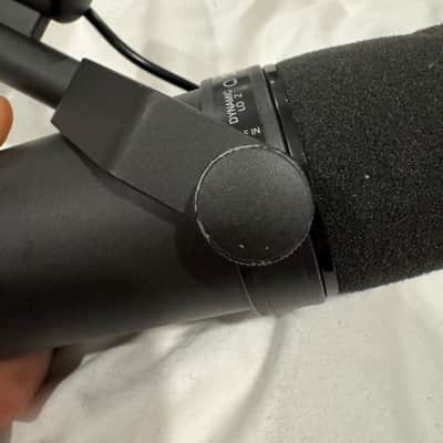 Shure SM7B Cardioid Dynamic Microphone 2001 - Present - Black image 5