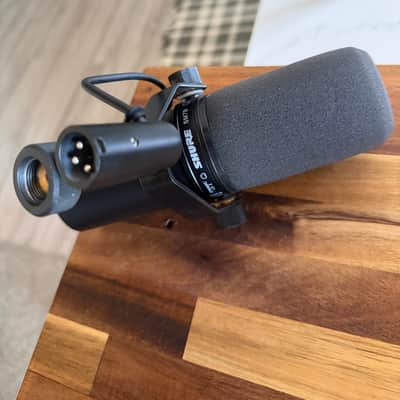 Shure SM7B Cardioid Dynamic Microphone 2001 - Present - Black image 2
