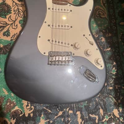 Fender Stratocaster 2012 - Grey image 6