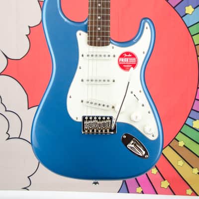 2024 Squier Classic Vibe '60s Stratocaster, Laurel Fingerboard, Lake Placid Blue, NOS image 2