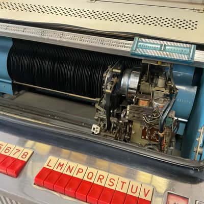 SEEBURG  Q160S JUKE BOX 1960 image 13