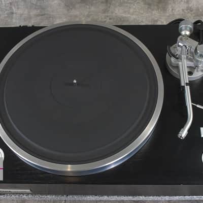 YAMAHA GT-750 Direct Drive Record Player Turntable in Very Good Condition image 8
