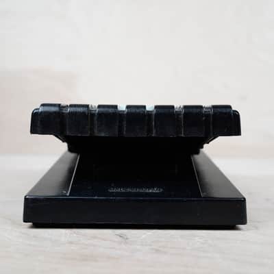 Boss FV-50H High-Impedance Stereo Volume Pedal image 2