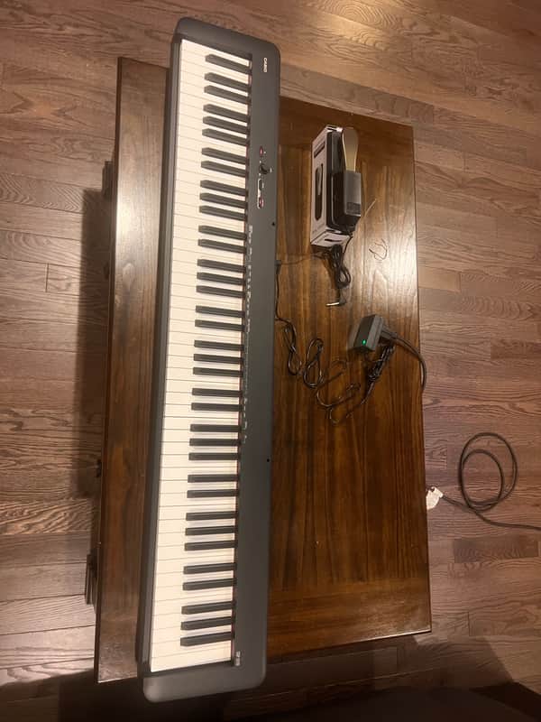 Casio CDP-S110 88-Key Digital Piano Keyboard W/ Power& Sustain Pedal - Excellent