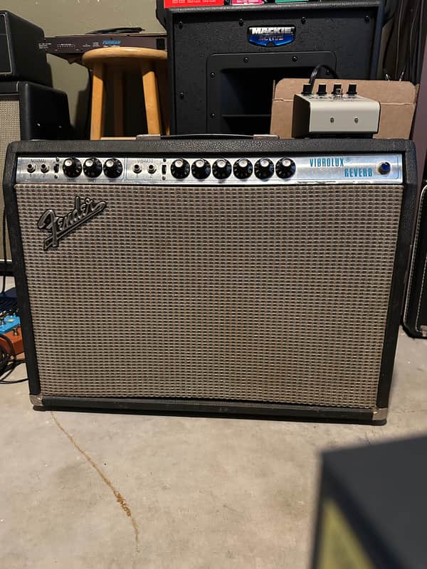 Fender Vibrolux Reverb amplifier, 1972, 70's Silverface amp image 1