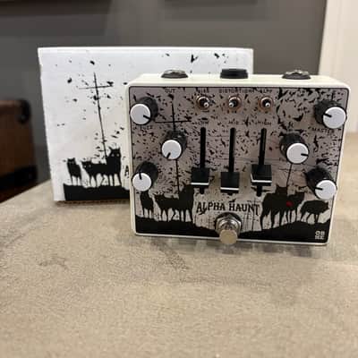 Old Blood Noise Endeavors Alpha Haunt V2 | Reverb