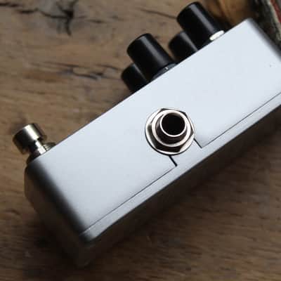 Electro-Harmonix "Pico Pitch Fork" image 11