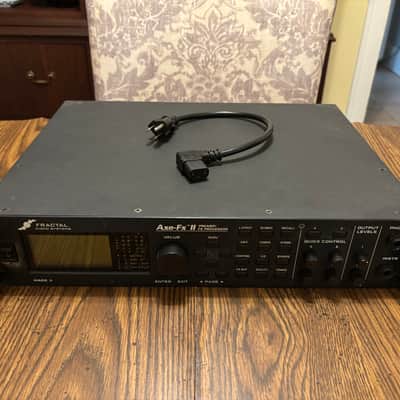 Fractal Audio Axe-FX II Mark II 2012 - 2018 - Black image 2