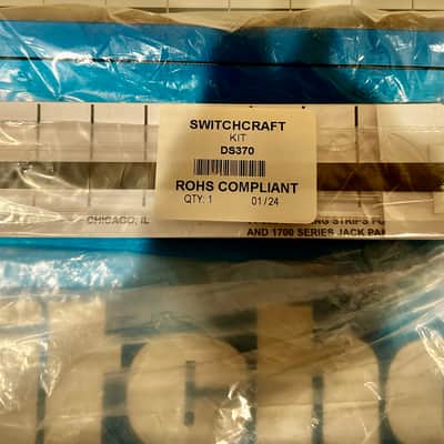 NEW Switchcraft StudioPatch Series 9625 96-Point TT-DB25 Patchbay 2010s - Blue image 6