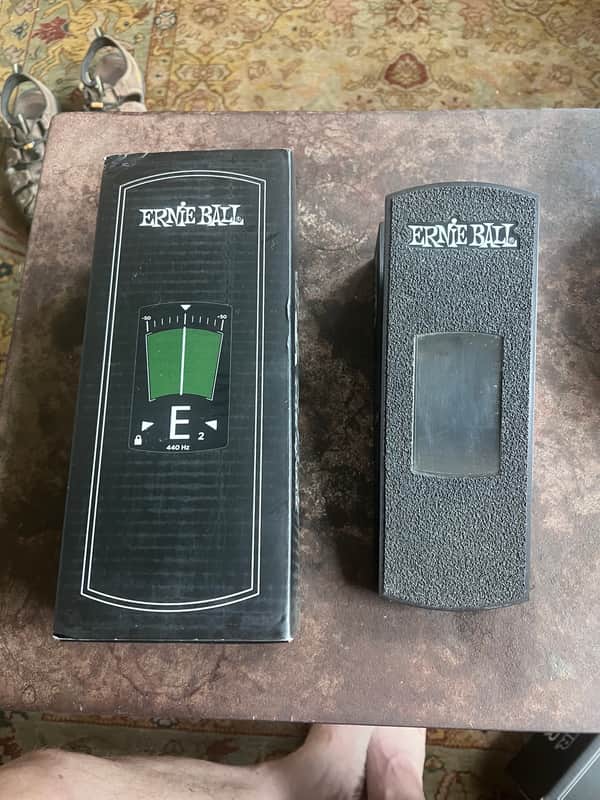 Ernie Ball VPJR Tuner