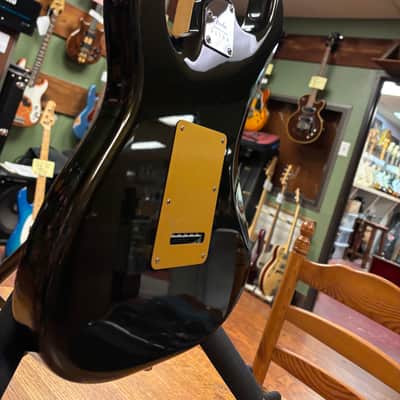 2021 Fender American Ultra Stratocaster HSS with Maple Fretboard Texas Tea image 16