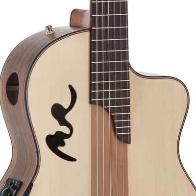 Manuel Rodriguez  Cortado Curly Walnut 4/4 Satin E-Acoustic Cutaway (501454) image 4
