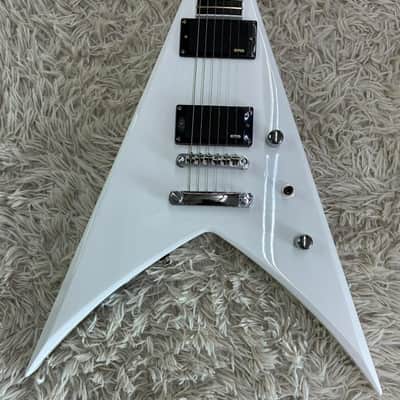 Jackson Pro Series King V™ KVTMG Electric Guitar, Ebony Fingerboard, Snow White image 8
