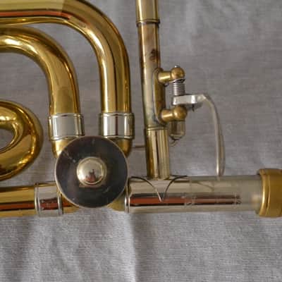 Trombón Bach Stradivarius Corporation 36 en buen estado. image 11
