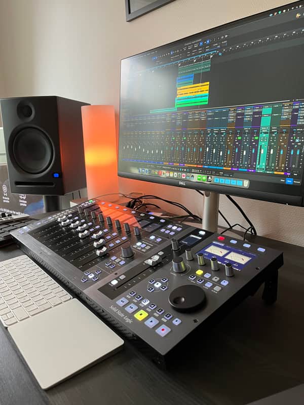 Solid State Logic SSL UF8 DAW Controller 2021 - Present - Black image 1