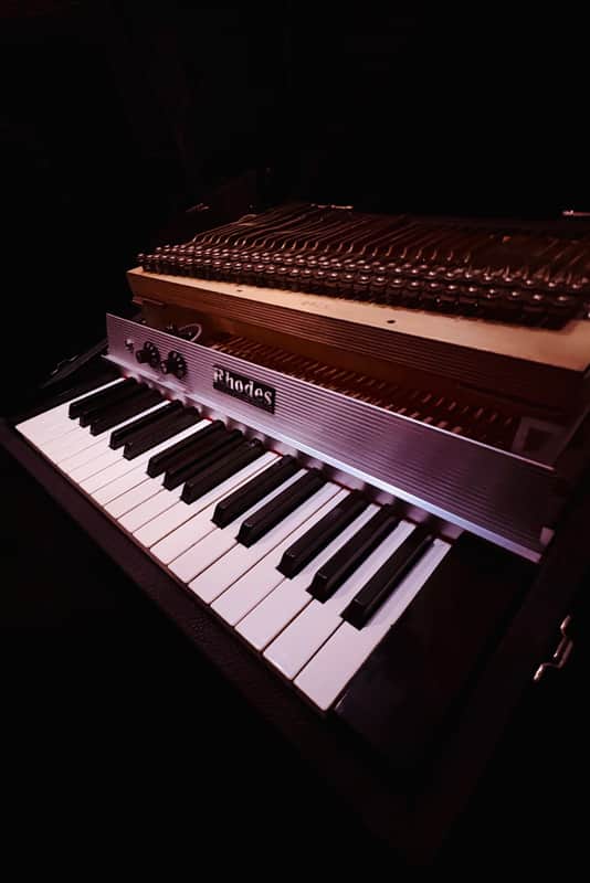 Rhodes Piano Bass - Black image 1