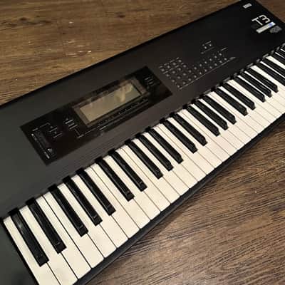 Korg T3 EX 61 key Music Workstation Synthesizer Piano Vintage Keyboard 1990s Black image 3
