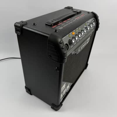Line 6 Spider IV 15 15-Watt 1x8" Digital Modeling Guitar Practice Amp 2009 - 2016 - Black image 5
