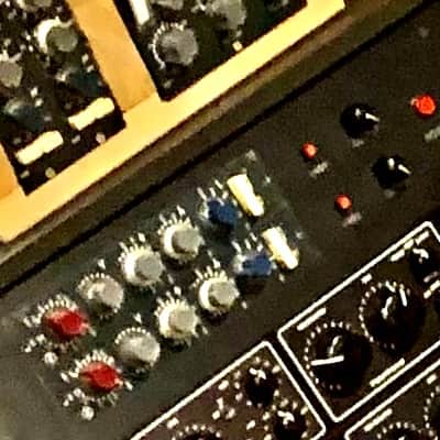 Neve 1073 (Pair, Racked) preamp image 2