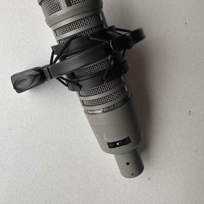 Electro-Voice RE20 Cardioid Dynamic Microphone 1968 - Present - Gray