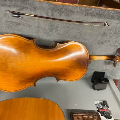 Engelhardt E112 Student 1/2 Size Cello, comes with bow and case image 7