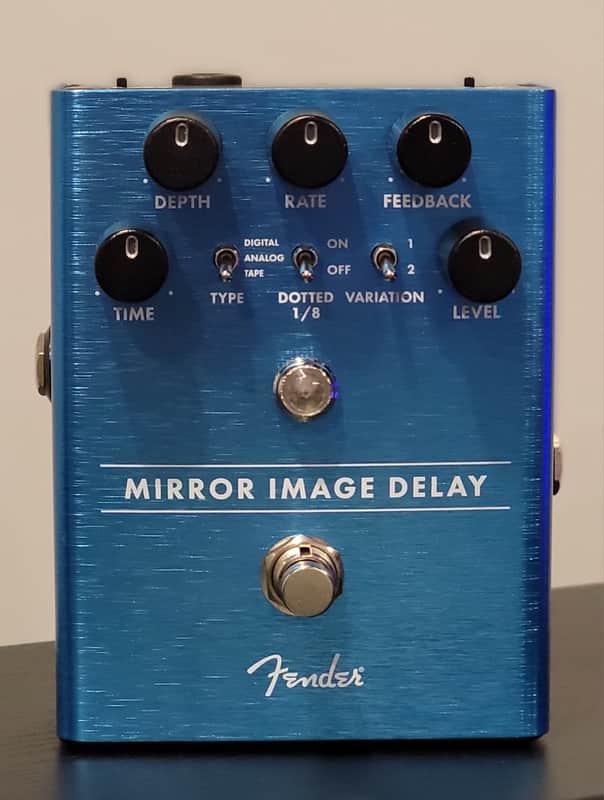 Fender Mirror Image Delay