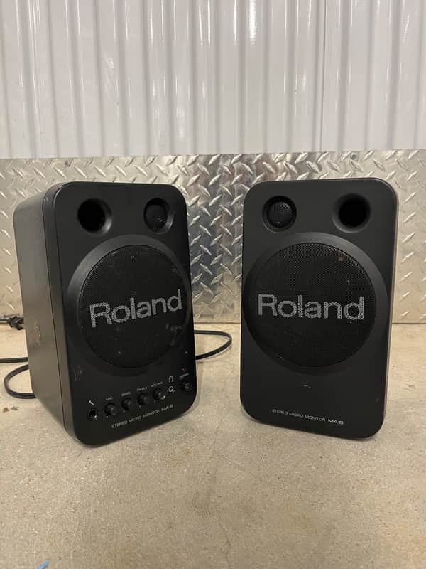 Roland MA-8BK Stereo Micro Monitor Pair image 1