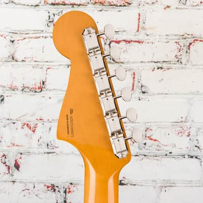 Fender - Vintera III Mid '60s Jazzmaster - Electric Guitar w/ Rosewood Fingerboard - Candy Apple Red - w/ Deluxe Gigbag image 5