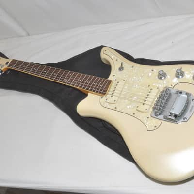 YAMAHA SGV800 SG-5 Electric Guitar Ref No. 7653 image 1
