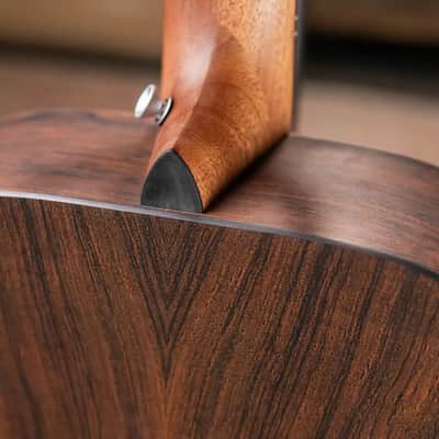 Martin 000-X2E Brazilian Acoustic/Electric Guitar with Gig Bag image 8
