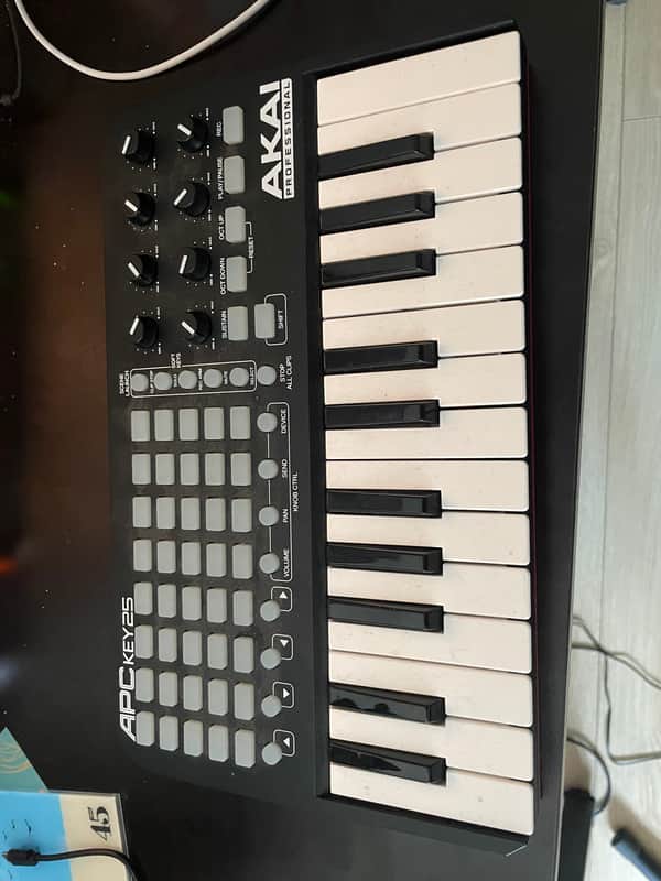 Akai APC Key 25 image 1