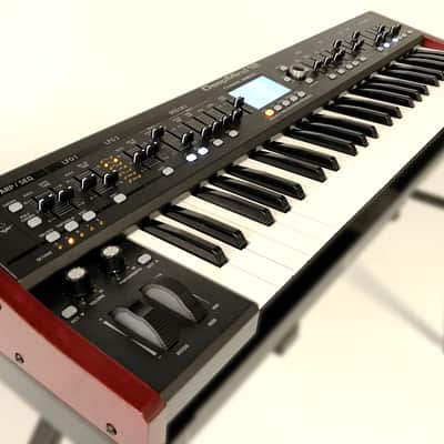 Behringer DeepMind 12 49-Key 12-Voice Polyphonic Analog Synth Keyboard