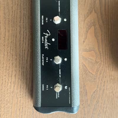 Fender Mustang GT 40 40-Watt 2x6.5" Modeling Guitar Combo 2017 - 2018 - Black image 7