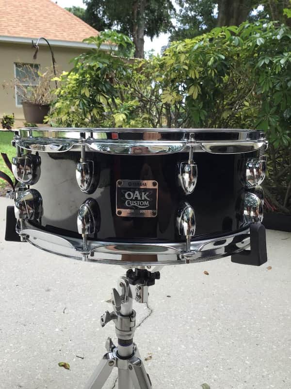 5.5x14 Yamaha Oak Custom Snare drum w/Protection Racket bag. image 1