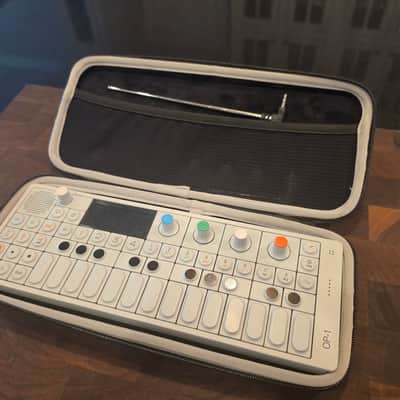 Teenage Engineering OP-1 Portable Synthesizer Workstation 2011 - Present - White image 1