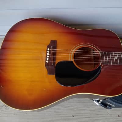 Vintage 1969 Gibson J-45 Acoustic Guitar w/ Original Case! image 4