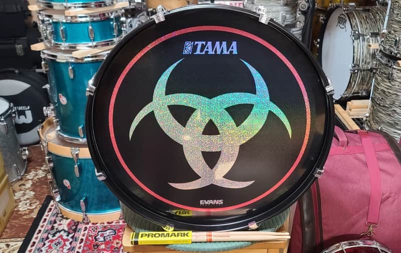 Remo ANIKA NILLES / RUSH 22" Triskelion Bass Drum Wall Display & Sticks image 1