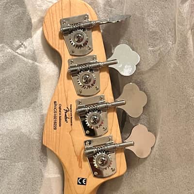 Squier Vintage Modified 60s Jazz Bass 2013 - Three Color Sunburst image 5