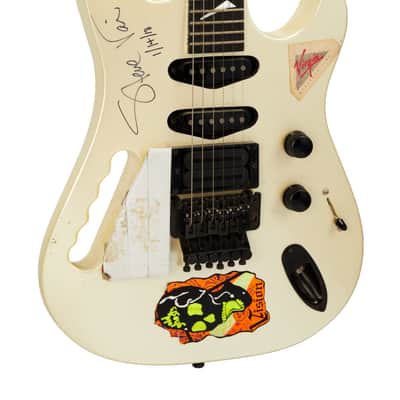 Steve Vai's 1986 Hamer JEM Prototype "Monkey Grip Guitar" incl. Signed Letter of Authenticity - Pre Ibanez - Collector Alert! image 4