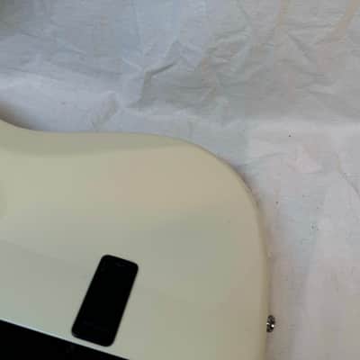 Carvin LB76 LB-76 6-string Bass with Case - s/n 43381 - Pearloid White image 20