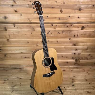 Taylor Big Baby Acoustic Guitar - Natural image 2
