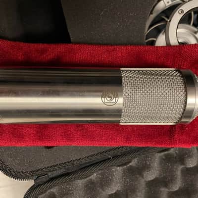 Shure KSM353/ED Ribbon Microphone image 2