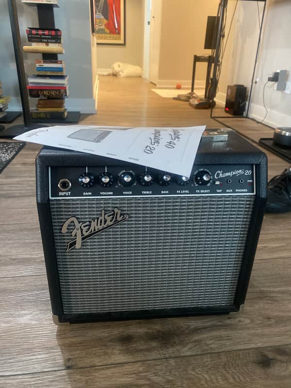 Fender Champion 20 20-Watt 1x8" Guitar Practice Amp 2013 - 2024 - Black image 1