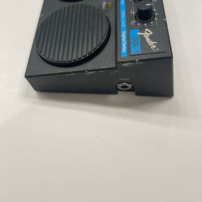 Fender DGL-1 Stereo Digital Delay Echo Vintage Guitar Effect Pedal MIJ Japan image 4