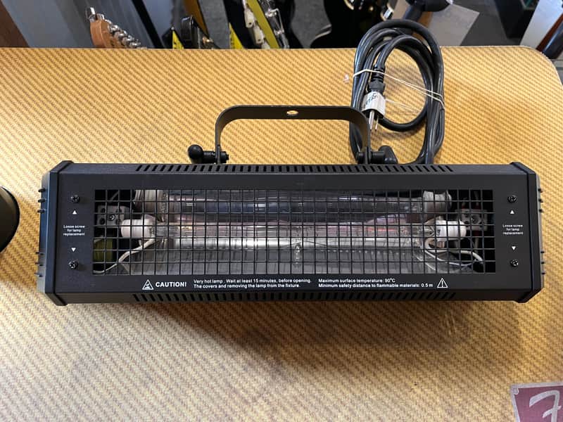 American DJ Mega Flash DMX 800w Strobe Light