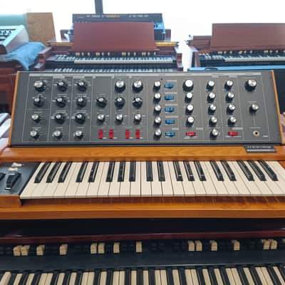Moog Minimoog Voyager Old School [Three Wave Music] | Reverb
